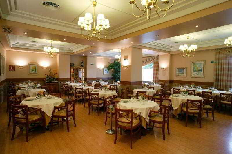 Hotel Blanca De Navarra Pamplona Restaurant foto